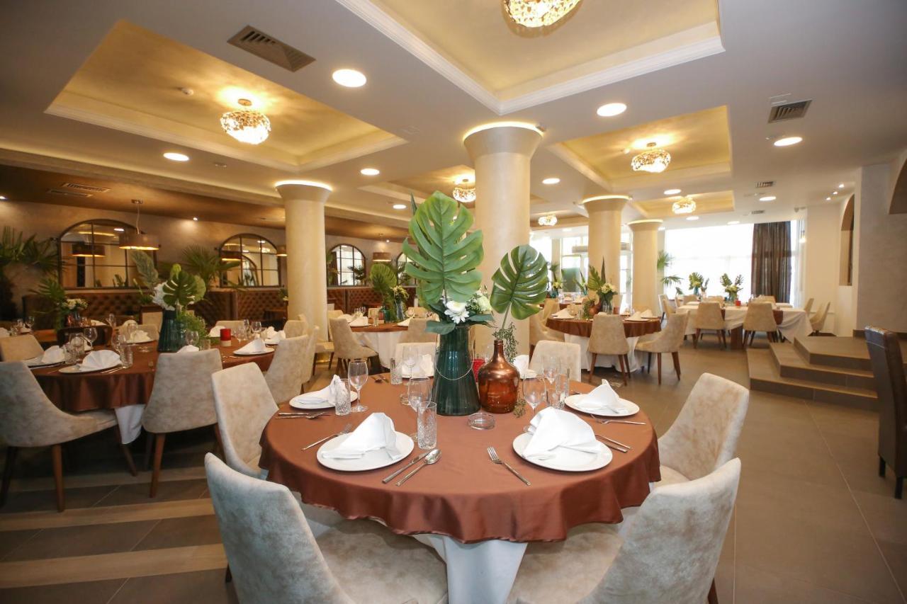 Hotel Bajadera Lux Belgrado Esterno foto