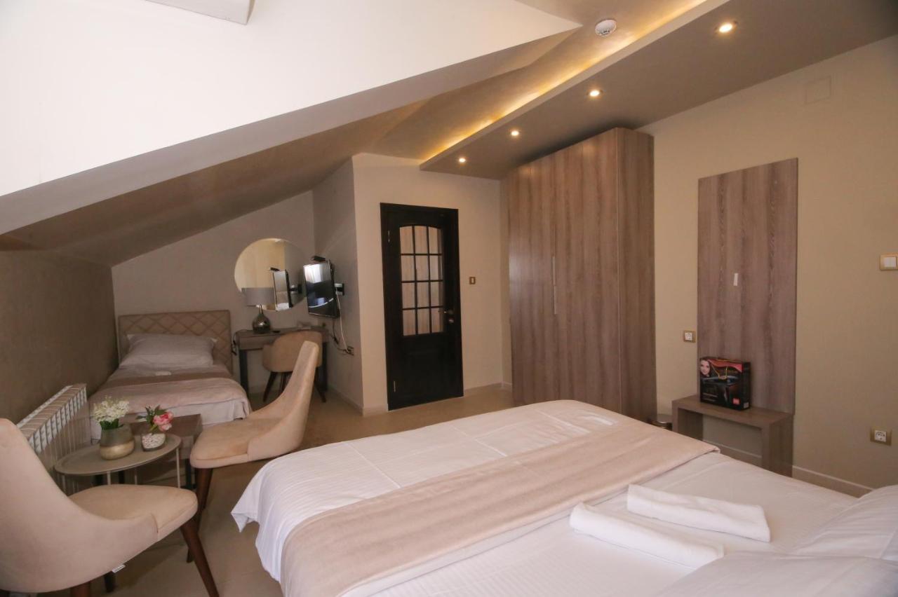 Hotel Bajadera Lux Belgrado Esterno foto